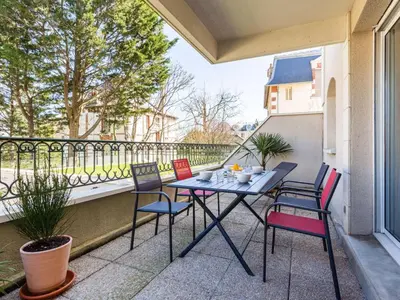 Balcon ou terrasse dans l'établissement Apartment Montaigu by Interhome