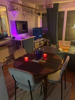 Télévision ou salle de divertissement dans l'établissement Splendide appartement 40m2 familial cabourg
