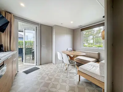 Un ou plusieurs lits dans un hébergement de l'établissement Mobil-home de Grand Confort à 200m de la plage avec piscine chauffée, 2 chambres, parking, wifi inclus - FR-1-361A-44
