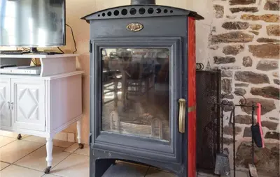 Cuisine ou kitchenette dans l'établissement Holiday Home La Chevallerie Pilet