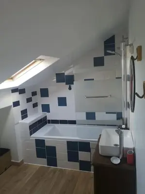 Salle de bains dans l'établissement Le passage des fées