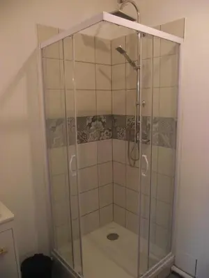 Salle de bains dans l'établissement Pétale de RoZ au pied du Mont Saint Michel