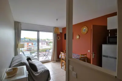 Cuisine ou kitchenette dans l'établissement Appartement au pied de la plage - Balcon - Parking