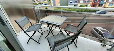 Balcon ou terrasse dans l'établissement Appartement au pied de la plage - Balcon - Parking