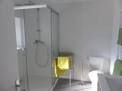 Salle de bains dans l'établissement La nuit des Planeurs