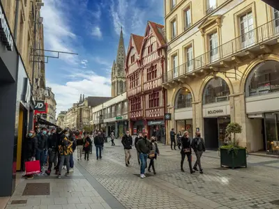 Clients de l'établissement Appartement fraîchement rénovée - Jacuzzi au cœur de Caen