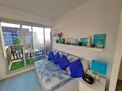 Coin salon dans l'établissement Appartement 3 pièces, vue sur mer piscine tennis proche thalasso