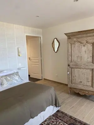 Un ou plusieurs lits dans un hébergement de l'établissement La Maison du Vieux Port