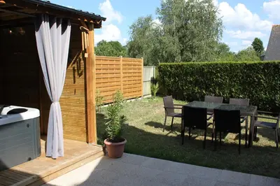 Jardin de l'établissement le coin des hirondelles