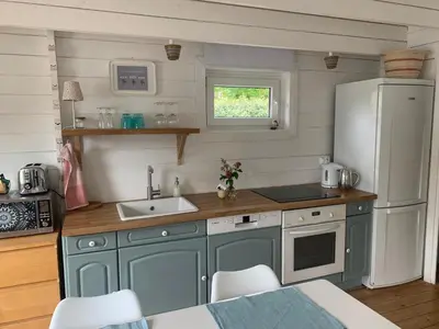Cuisine ou kitchenette dans l'établissement Cottage Le Cerf-volant