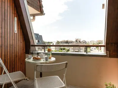 Balcon ou terrasse dans l'établissement Apartment Cap Cabourg-29 by Interhome
