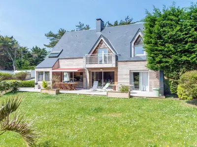Jardin de l'établissement Holiday Home l'Agon by Interhome