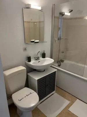 Salle de bains dans l'établissement Une parenthèse à dives sur mer