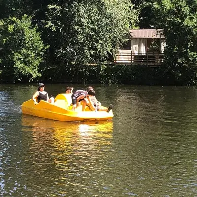 Vue sur la rivière ou le fleuve situé(e) à proximité de la maison de vacances