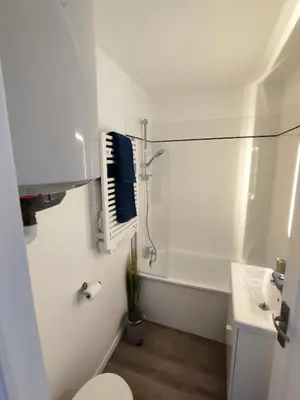 Salle de bains dans l'établissement Studio 22 - Coucher de Soleil & Vue Mer