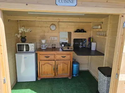 Cuisine ou kitchenette dans l'établissement Clos Des Monts