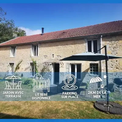 Maison renovee en pierres séjour spacieux avec jardin et terrasse aménagée près Omaha beach & Bayeux à 5mn de la mer tous commerces