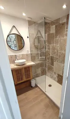 Salle de bains dans l'établissement Maison de la plage