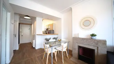 Cuisine ou kitchenette dans l'établissement Caen: F2 Cosy au cœur du centre ville