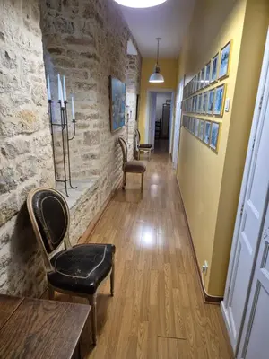 Coin salon dans l'établissement La Fiere Bridge Guest House