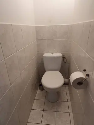 Salle de bains dans l'établissement Appartement au n°1 centre d'Avranches