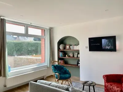 Télévision ou salle de divertissement dans l'établissement Maison indépendante 