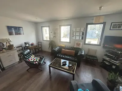 Coin salon dans l'établissement Appartement calme en plein centre ville