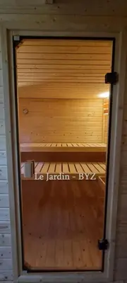Un ou plusieurs lits superposés dans un hébergement de l'établissement Bayeuzen Le Jardin - Nuit Romantique et Spa Privatif Bayeux