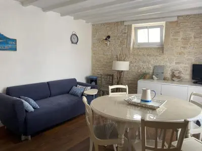 Coin salon dans l'établissement La Maison Bleue