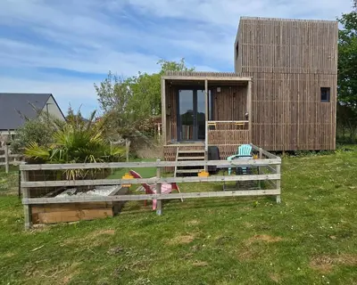 Jardin de l'établissement Agréable Tiny house à la campagne