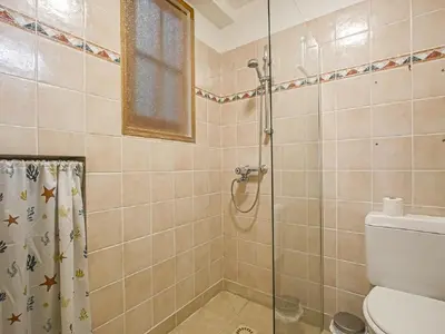Salle de bains dans l'établissement Normandy Garden Escape