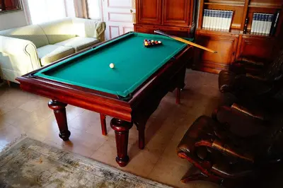 Billard dans l'établissement Normand'Histoire Chambres d'Hôtes