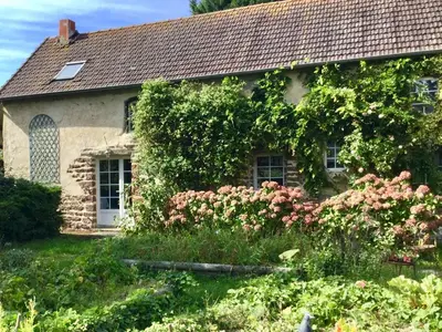 Jardin de l'établissement GITE EQUESTRE DE LA LANDE