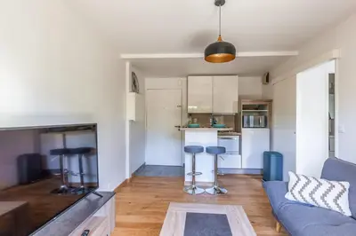 Cuisine ou kitchenette dans l'établissement Appartement Charly - Welkeys