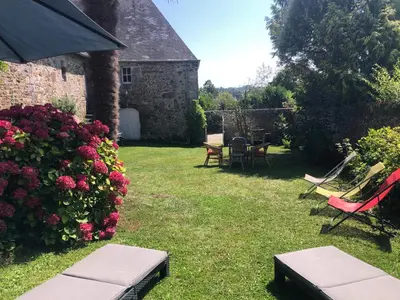Jardin de l'établissement Magnifique longère du Cotentin