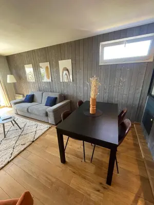 Coin salon dans l'établissement Mizar, Joli appt rénové avec parking et balcon