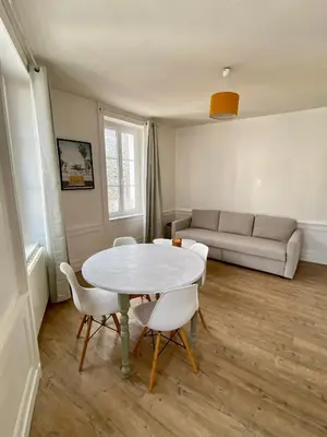 Coin salon dans l'établissement Bro’ Flat appartement au calme Cherbourg Centre