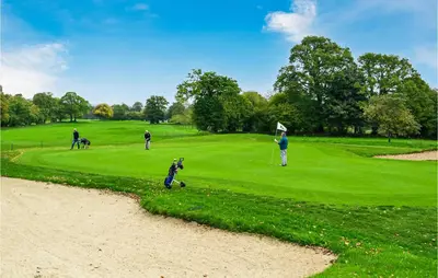 Golf sur le terrain de la maison de vacances ou à proximité