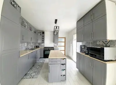 Cuisine ou kitchenette dans l'établissement Piztache