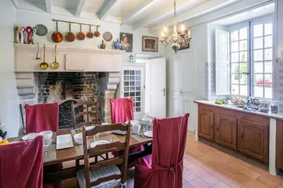 Cuisine ou kitchenette dans l'établissement La Cour d'Audouville