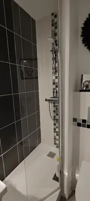 Salle de bains dans l'établissement Bel Cabourg