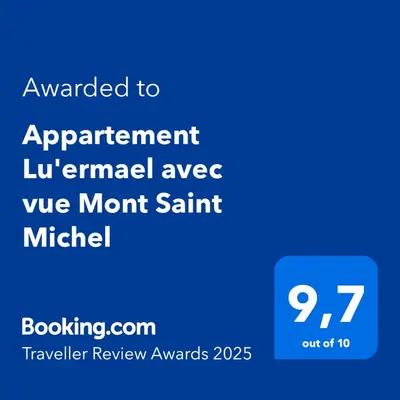 Certificat, récompense, panneau ou autre document affiché dans l'établissement Appartement Lu'ermael avec vue Mont Saint Michel