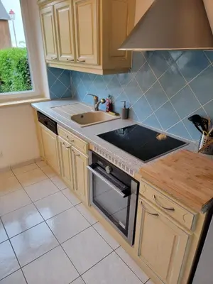 Cuisine ou kitchenette dans l'établissement Baie du mont saint michel - 6 personnes - Spa privatif