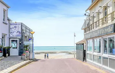 Vue générale sur la mer ou vue sur la mer prise depuis l'appartement