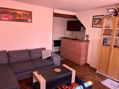 Cuisine ou kitchenette dans l'établissement 0 rdc Appartement centre flers proche commerces et gare