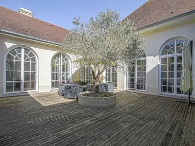 Jardin de l'établissement Spacious holiday home in Aure sur Mer with garden