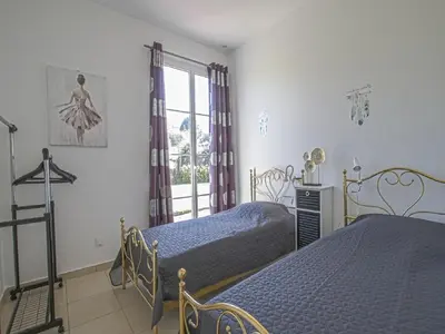 Un ou plusieurs lits dans un hébergement de l'établissement Charming Coastal Hideaway