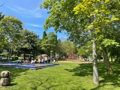 Jardin de l'établissement Les Frimousses