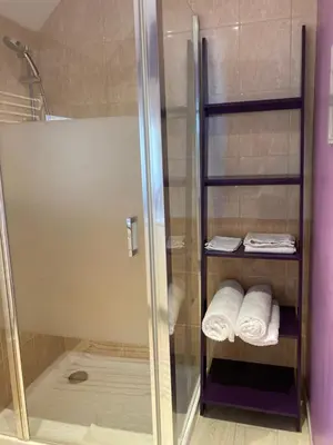Salle de bains dans l'établissement « Le petit verger »
