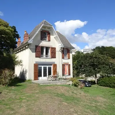 Villa in Normandy with Beach Access
